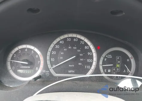 2004 Toyota Sienna Le z USA, uszkodzony, nr VIN 5TDBA23C14S015102